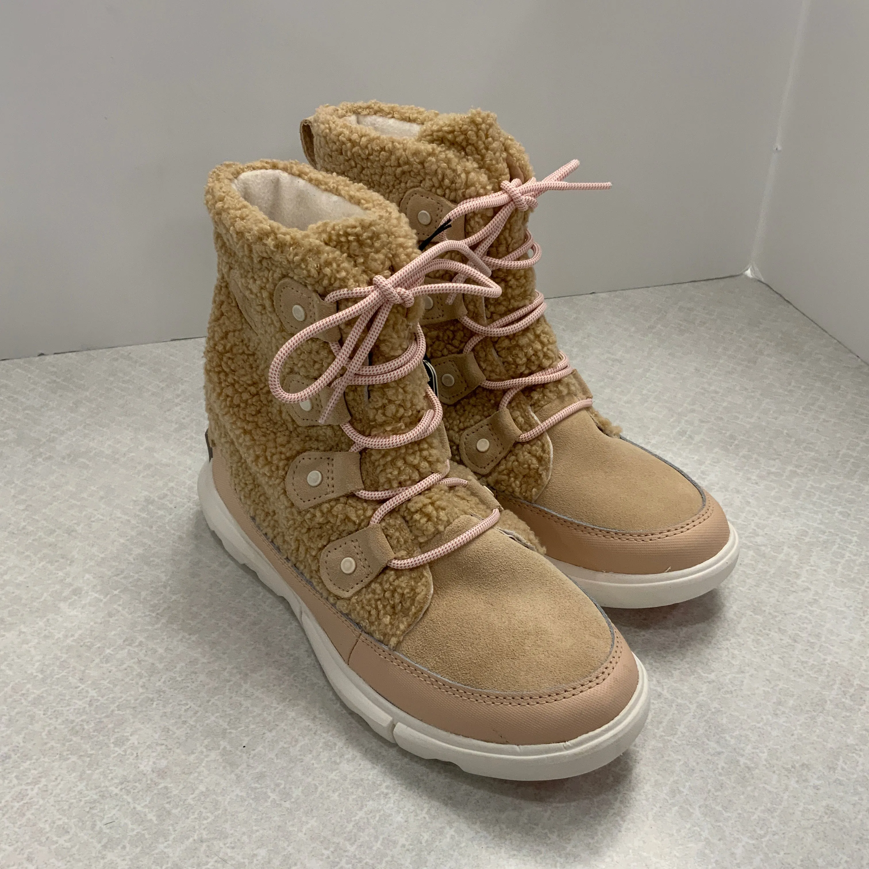 Boots Snow By Sorel In Tan, Size: 8.5